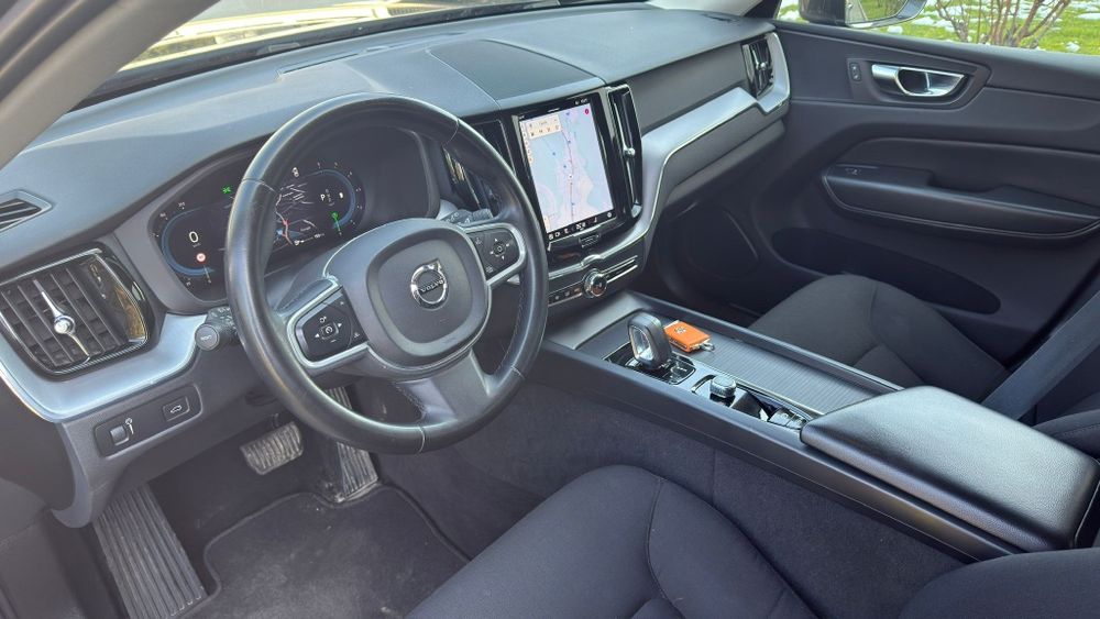 Volvo XC60  2022