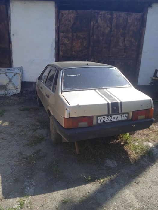 Ваз.         21099