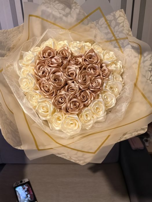 Букет от вечни рози