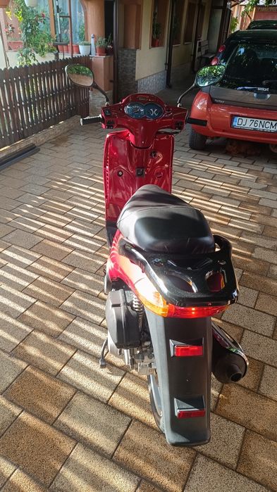 Vand scuter 150cc