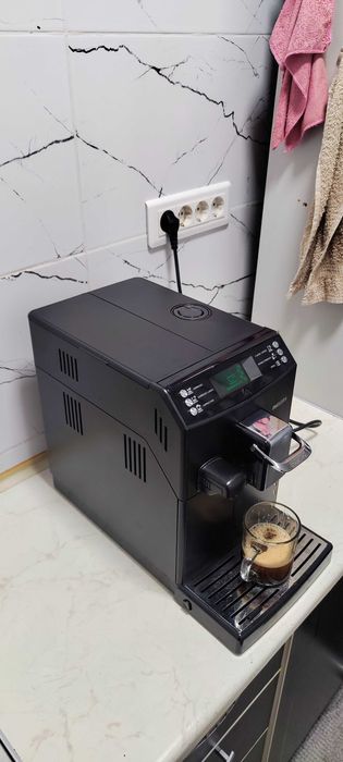 Espressor Automat Philips HD8847 Aparat cu Cafea Boabe Saeco