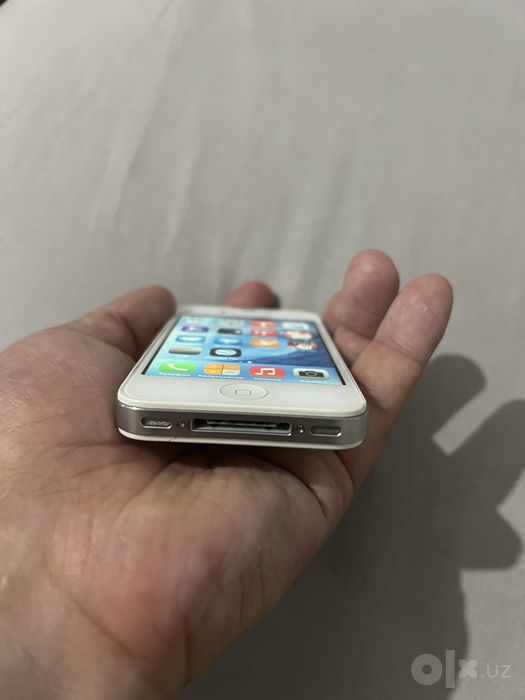 Iphone 4 obmen idial holatda yengide saqlangan