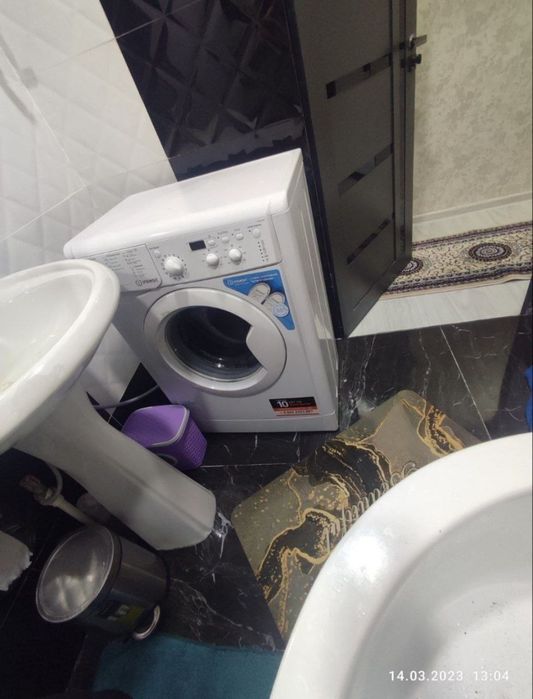 Срочно продам Чиланзар 17 квартл 2/7/7 мансарда