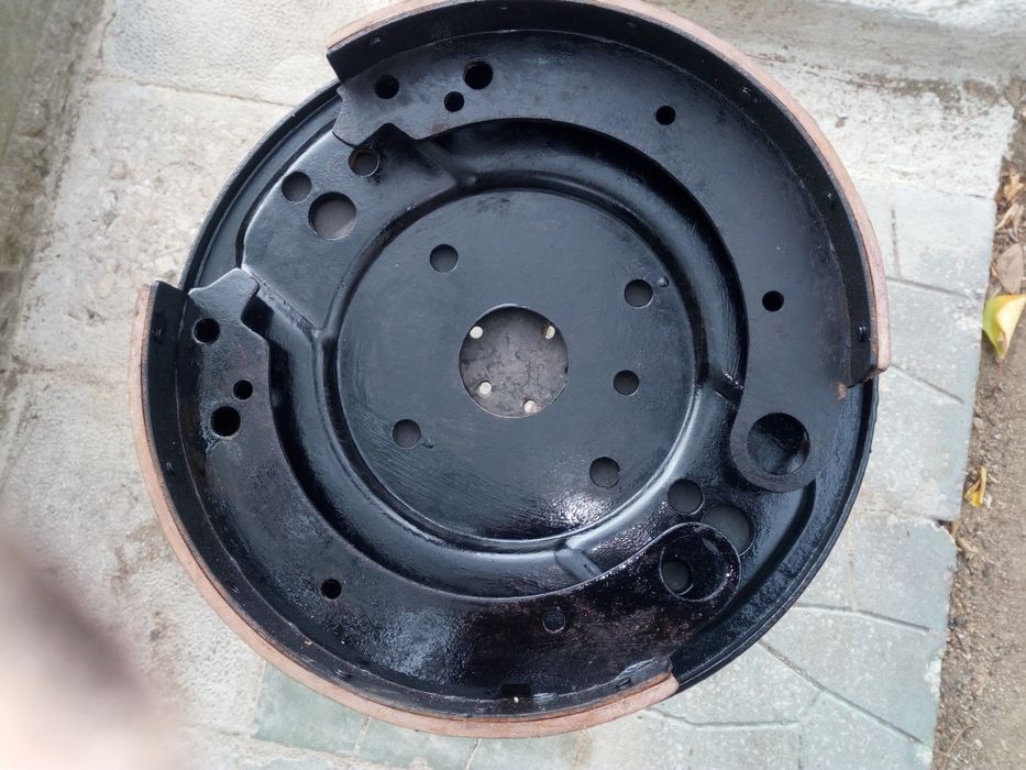 Продавам спирачни барабани от Волгаи