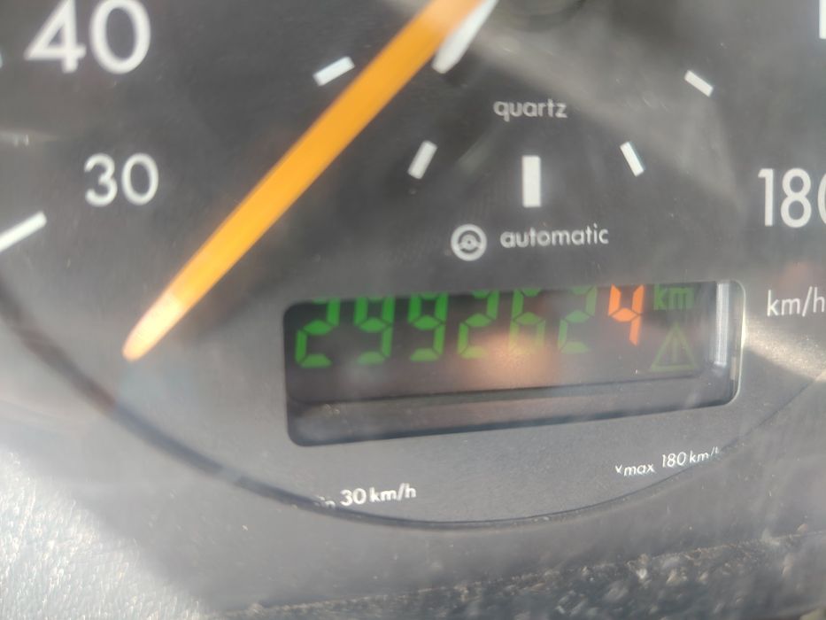 Мерседес спринтер 408D