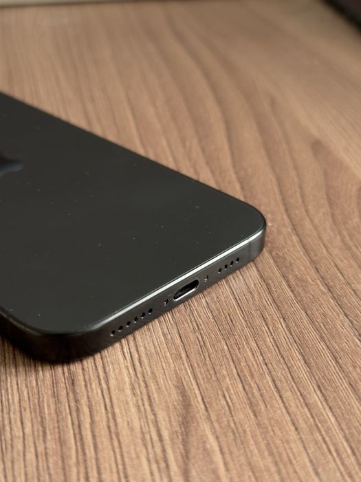 Iphone 16 pro max 256gb черный, 95%