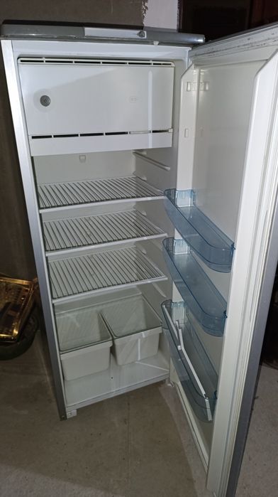 Muzlatgich. Холоделгик Biryusa Бирюса