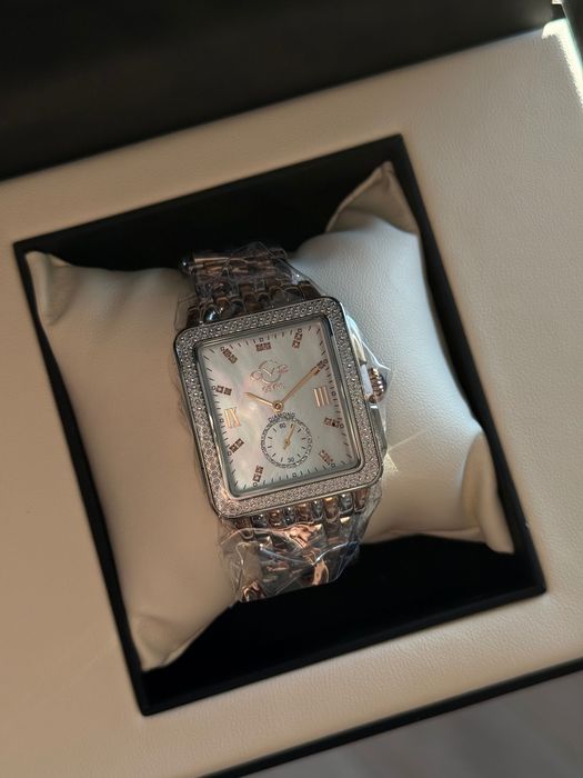 Часы GV2 Bari Diamond новые с биркой