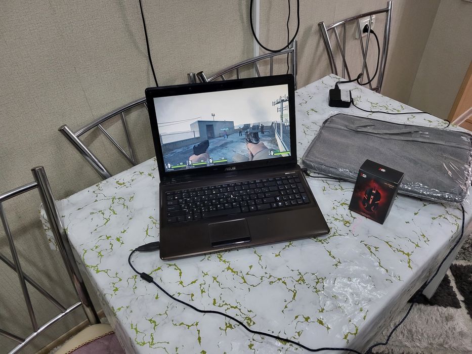 Ноутбук офисный Asus