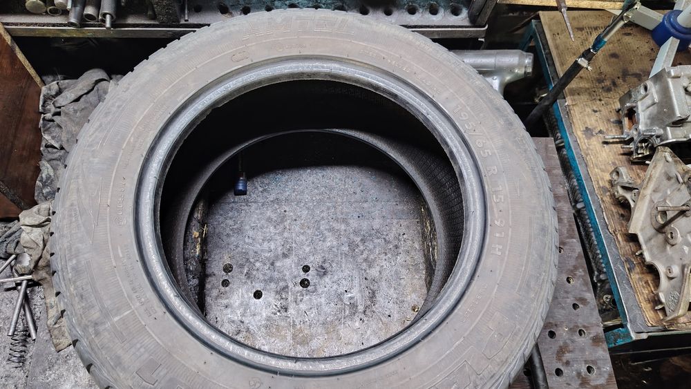 Продам покрышку(амтел)