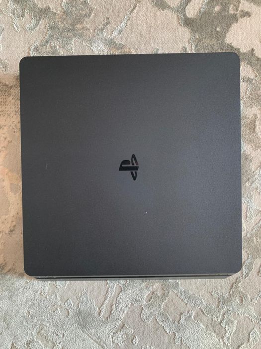 Consola PS4 Slim