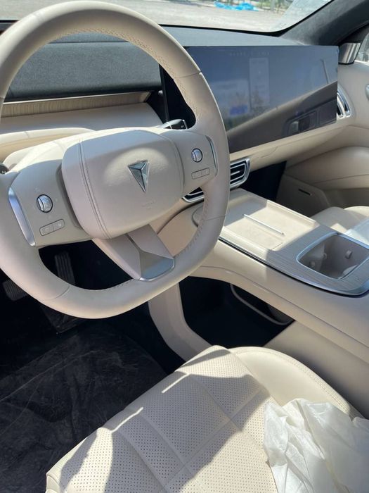 Deepal S09 Ultra 4 awd restyling 300km