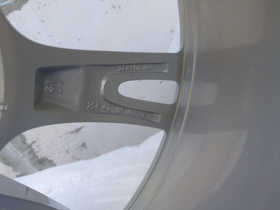 Джанти Tesla model Y
