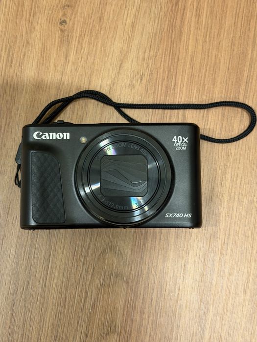 Canon PowerShot SX740 HS, почти неизползвана!