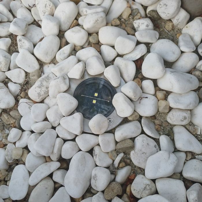 Lampi solare cu montaj inclus