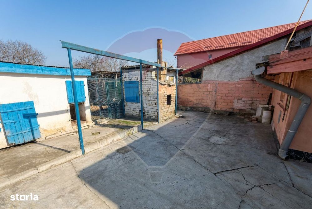 Casă cu 3 camere de vânzare pe str. Fabricii
