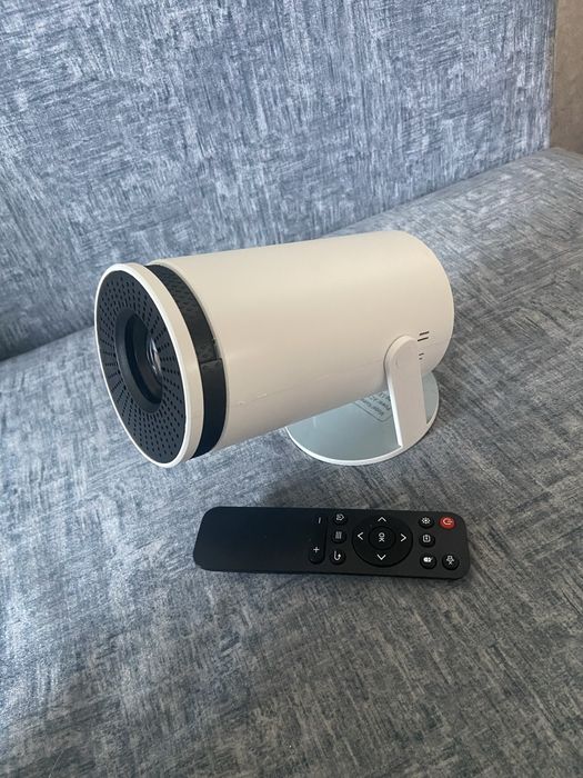 Продам кинопроектор