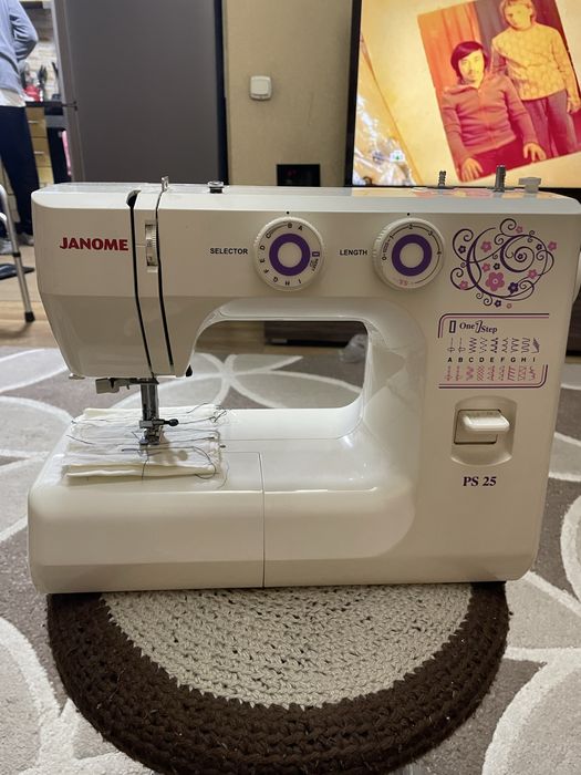 Машинка швейная «JANOME”