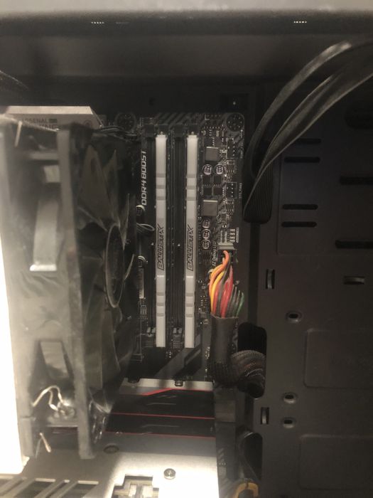 Игровой компьютер комплектом