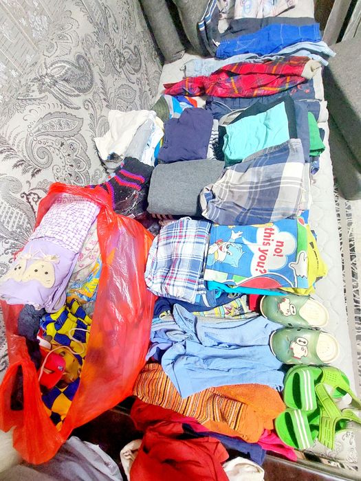 Отдам детские вещи