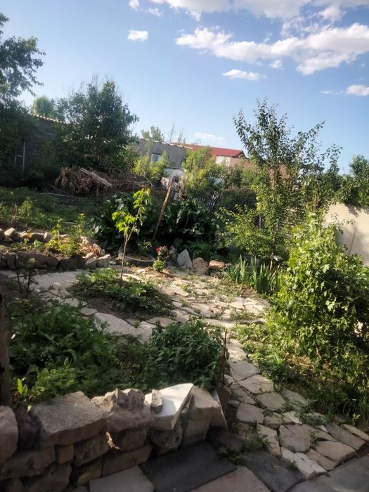 Продаётся дом с участком 6соток