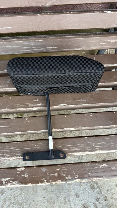 Подлокотник к сиденью на газель.