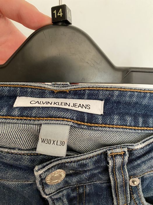 Blugi Calvin Klein