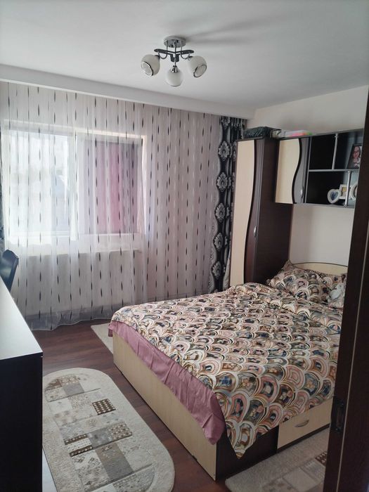 Vând apartament 2 camere