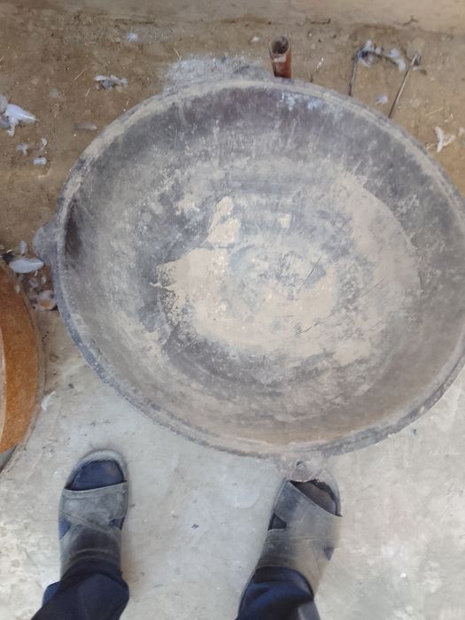 Продоется пылесос и казан