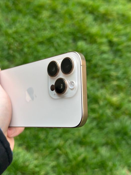 Iphone 16 pro srochna