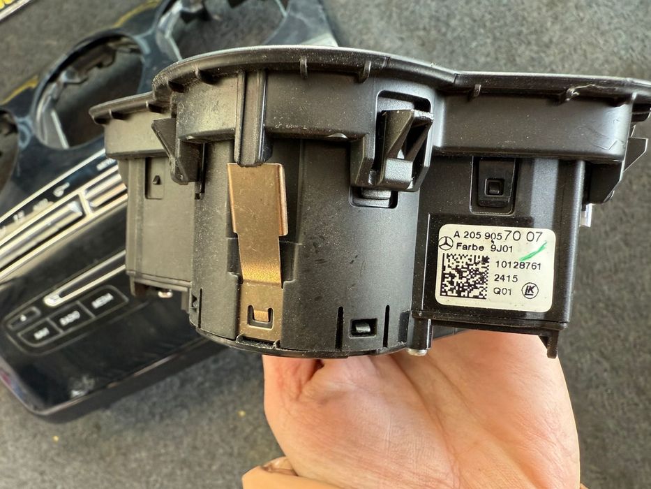 Централна конзола копчета управлние светлини Mercedes C Class W205
