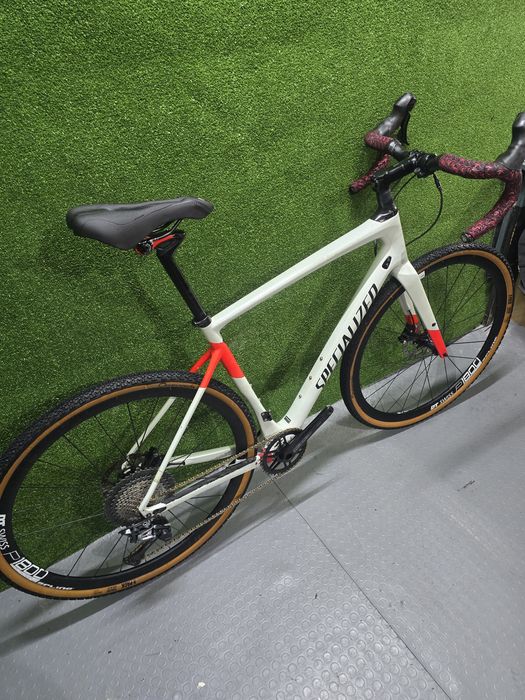Гравел Specialized Diverge