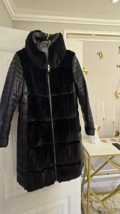 Продам норка кожаный куртка 50000т