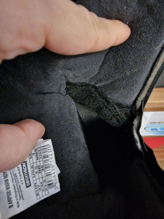 Ghete pentru iarna negre