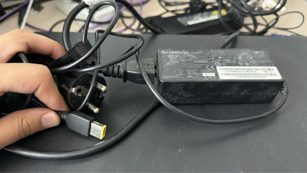 Продам ноутбук Lenova