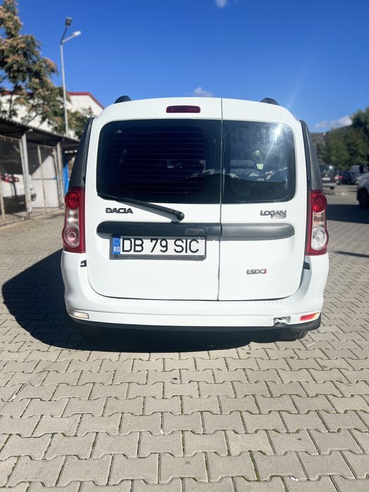 Vând Dacia Logan MCV 7locuri