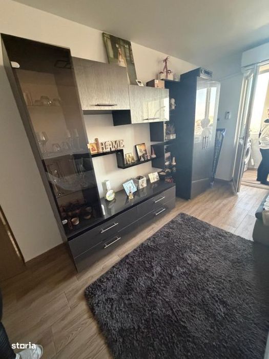 Apartament de vanzare, cu 2 camere, 57 mp, zona Craiovita — fotografia 3