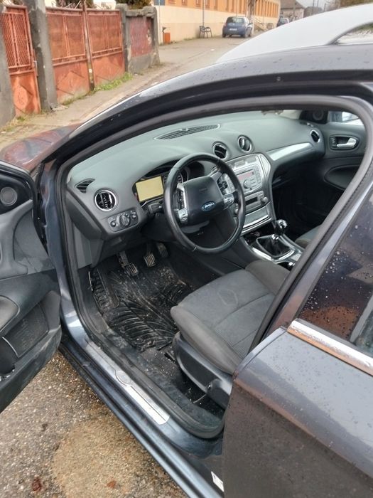 Vând sau shimb Mondeo Mk4 2008-1,8 tdci