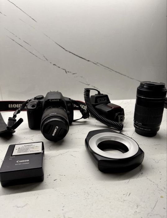 Продаю камеру Canon