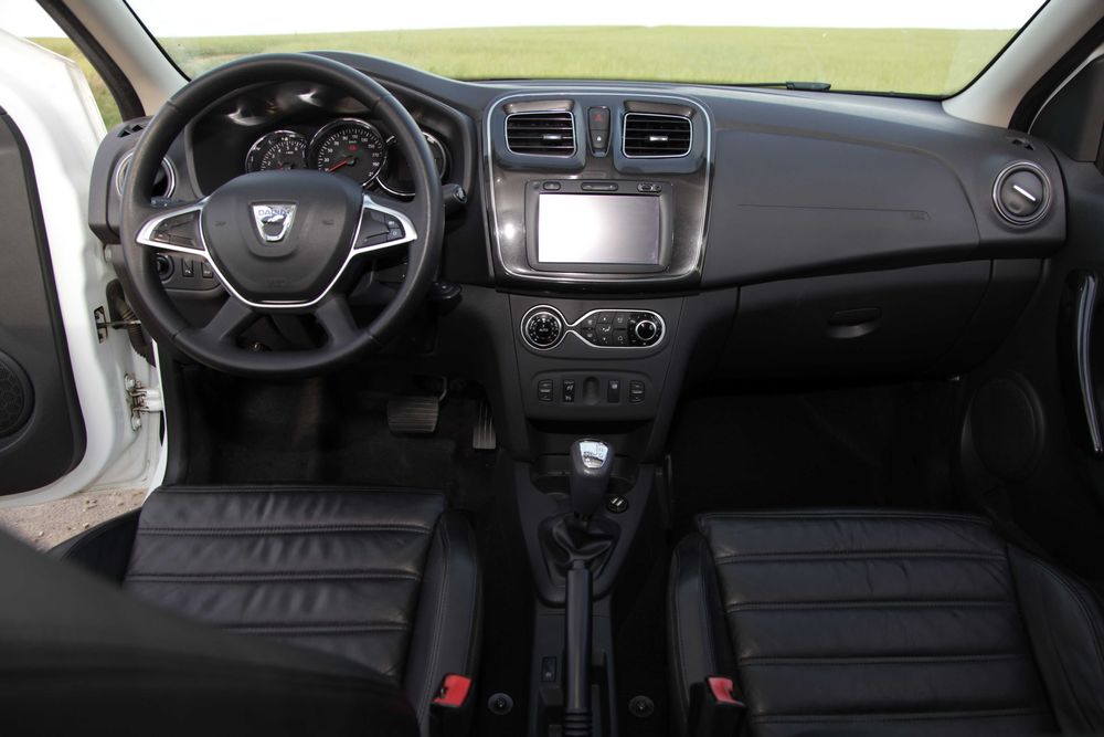 Sistem adaptare scaune de VW Scirocco pe Logan Duster Sandero