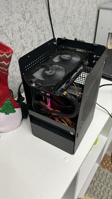 Комьютер mini-itx