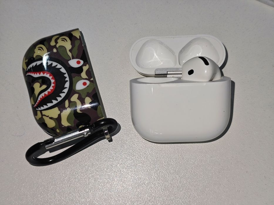 AirPods 3 Оригинал, 1 наушника нет