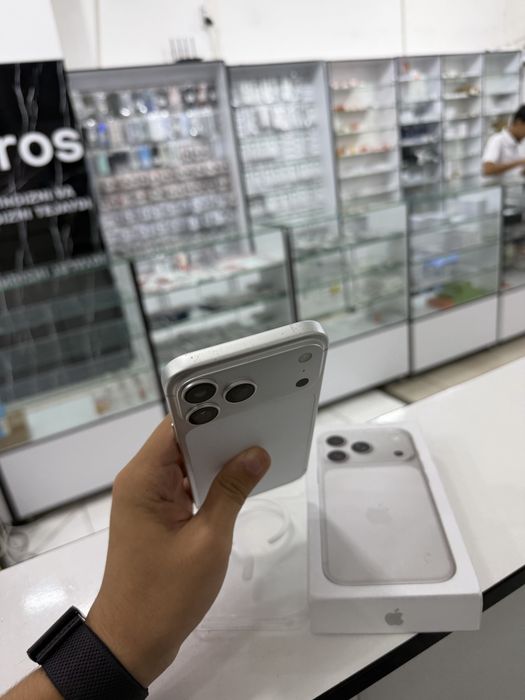 iPhone 17 Pro max Dubay