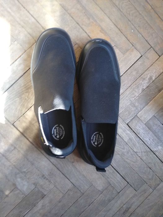 Pantofi comozi marimea 50