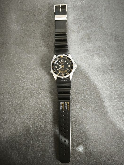 Ceas vintage Casio "Smiley" AD-520
