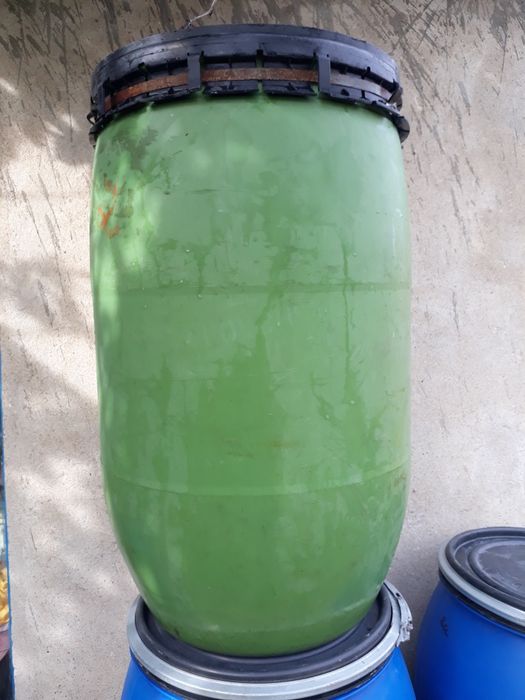 Пластмасови бидони 120 и 150 литра с капаци