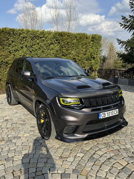 Карбонов преден капак Jeep Grand Cherokee
