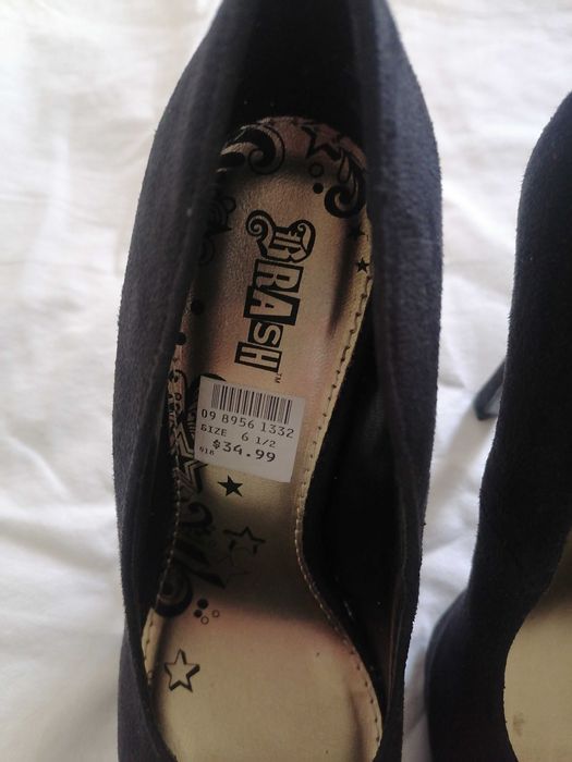 Официални дамски обувки