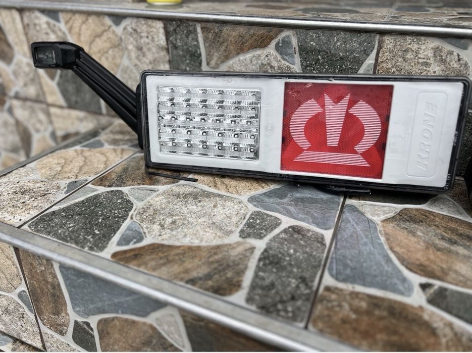 Triple semiremorca Krone