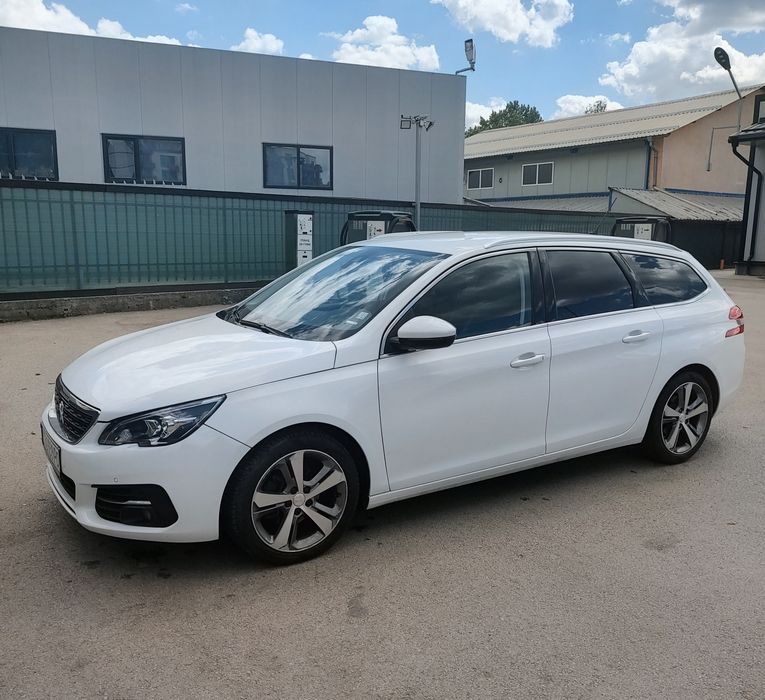 Продавам Peugeot 308, 2020 г. , 1.5 HDI, 131 к. с, Euro 6D!
